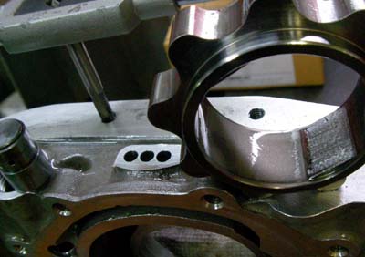 120204_oil_p_1.jpg 120204_oil_p_1.jpg